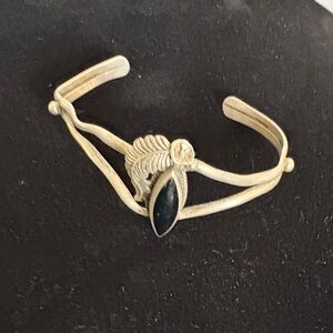 Navajo Sterling Silver and Black stone Cuff bangle Bracelet
